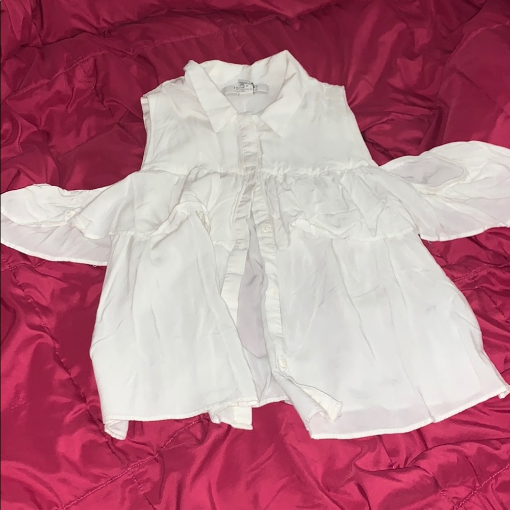 Forever21 contemporary white casual shirt